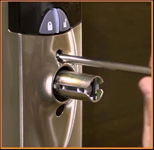 Portland Lock & Security Portland, OR 503-716-1415 Portland Lock & Security Portland, OR 503-716-1415 - 17-locksmith-service